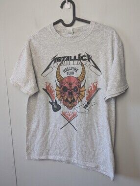 METALICCA HellFire Club Fruit Of The Loom T-Shirt Size Medium (Run Small) Gray